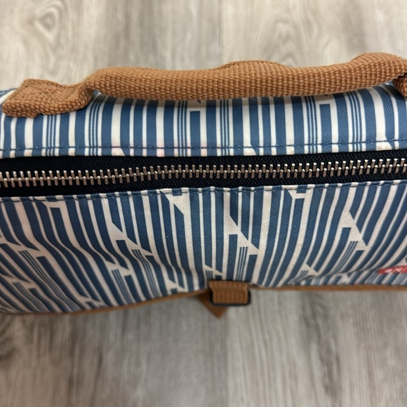 Skip Hop changing pad - Picture 5 of 5